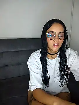 AntonelaDuarte online show from September 12, 2025, 12:11 am