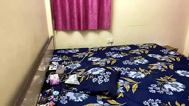 LuvLayla online show from October 11, 2025, 5:58 pm