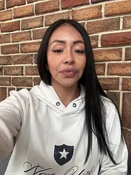 MarianaSandoval27 online show from March 9, 2026, 6:11 pm