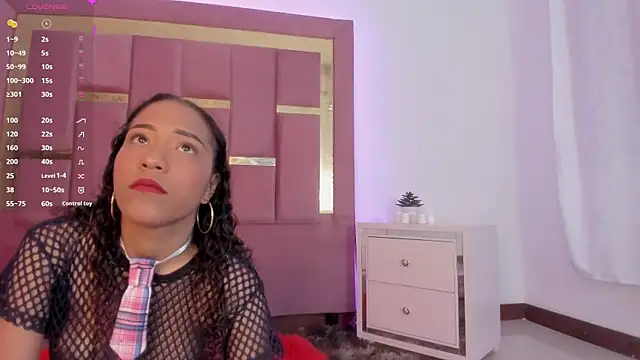 AikoSnow online show from September 27, 2025, 4:24 pm