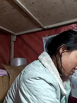 liu-liusexy online show from February 8, 2026, 3:21 pm