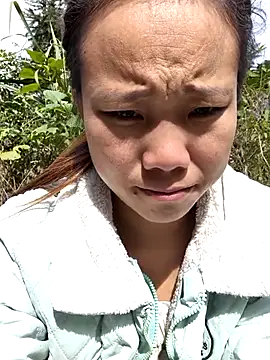 liu-liusexy online show from November 16, 2025, 3:00 am