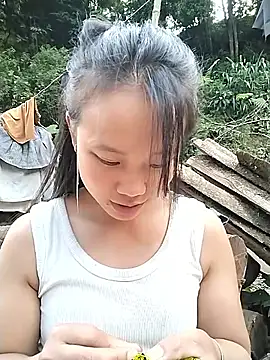 liu-liusexy online show from October 10, 2025, 7:42 am