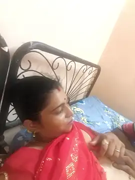 Poojahot55 online show from September 15, 2025, 7:53 am