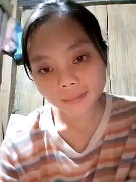 Snapshot of omiu-baby chatting on October 6, 2025, 12:28 pm omiu-baby online show from October 6, 2025, 12:28 pm