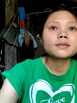 omiu-baby online show from April 10, 2026, 2:40 am