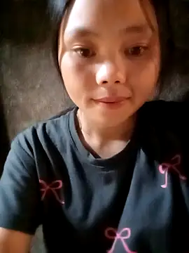omiu-baby online show from September 18, 2025, 6:27 am