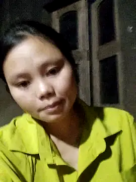 Snapshot of omiu-baby chatting on October 21, 2025, 10:42 pm omiu-baby online show from October 21, 2025, 10:42 pm