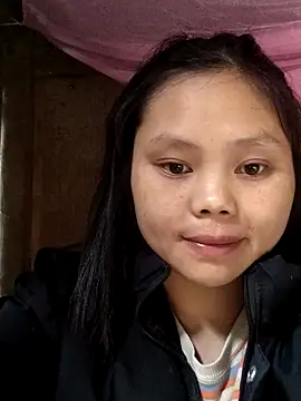 Snapshot of omiu-baby chatting on February 6, 2026, 2:29 am omiu-baby online show from February 6, 2026, 2:29 am