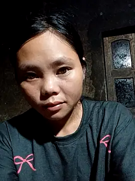 omiu-baby online show from September 14, 2025, 8:53 pm