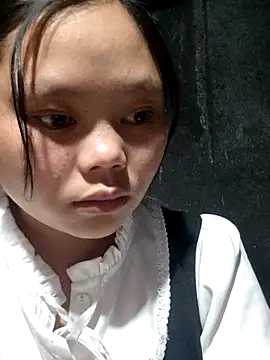 Snapshot of omiu-baby chatting on February 2, 2026, 11:15 pm omiu-baby online show from February 2, 2026, 11:15 pm