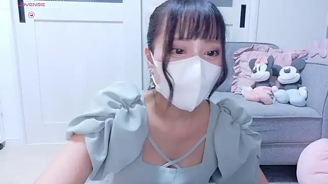 YURi luv online show from October 1, 2025, 10:09 am