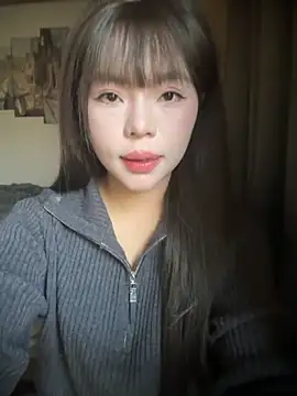 SarahBeii online show from November 29, 2025, 3:39 am