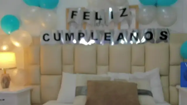 Snapshot of EbonyLudovica chatting on October 8, 2025, 3:19 am EbonyLudovica online show from October 8, 2025, 3:19 am