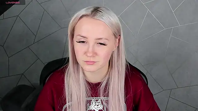 Joyce Howard online show from October 21, 2025, 2:33 am