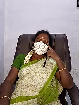 Snapshot of umashreetamil chatting on October 28, 2025, 2:38 pm umashreetamil online show from October 28, 2025, 2:38 pm