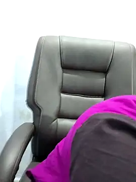 Snapshot of umashreetamil chatting on October 28, 2025, 12:55 am umashreetamil online show from October 28, 2025, 12:55 am