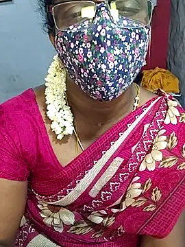 Snapshot of umashreetamil chatting on September 25, 2025, 4:24 pm umashreetamil online show from September 25, 2025, 4:24 pm