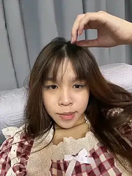 linh  cute online show from September 15, 2025, 1:28 am