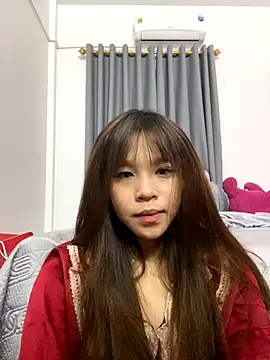 linh  cute online show from September 9, 2025, 11:58 pm