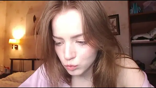 Snapshot of Olivia_Mens chatting on September 9, 2025, 8:18 pm Olivia Mens online show from September 9, 2025, 8:18 pm