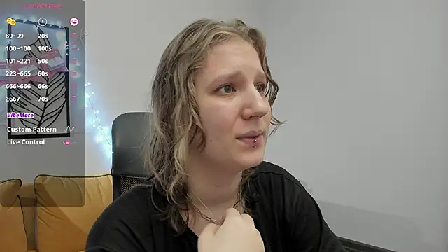 Snapshot of Hailey_Foxy chatting on February 11, 2026, 11:32 am Hailey Foxy online show from February 11, 2026, 11:32 am