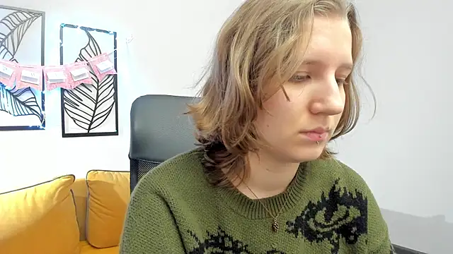 Snapshot of Hailey_Foxy chatting on January 6, 2026, 9:46 am Hailey Foxy online show from January 6, 2026, 9:46 am