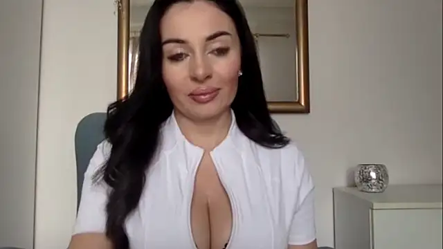 Snapshot of StellaSensual chatting on February 20, 2026, 8:05 am StellaSensual online show from February 20, 2026, 8:05 am