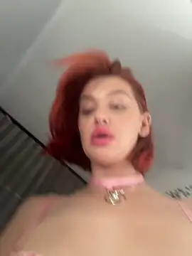 Snapshot of LittleFox___ chatting on June 25, 2026, 5:56 am LittleFox online show from June 25, 2026, 5:56 am