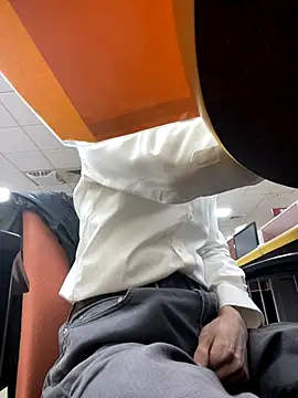 Daddygarry online show from October 15, 2025, 12:13 pm