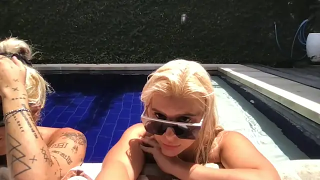 lunavie online show from April 23, 2026, 4:30 am