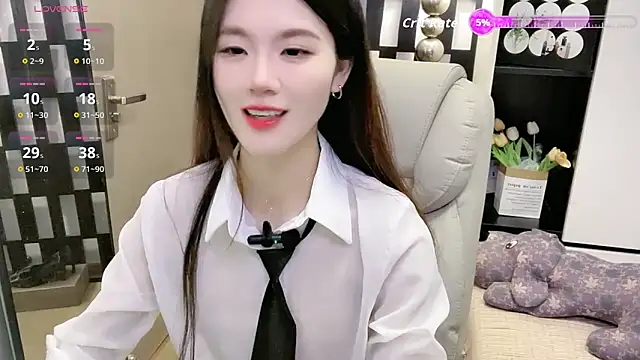 Yueyue-MM online show from March 24, 2026, 1:05 am