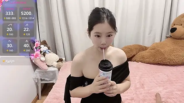 baobei520666 online show from September 16, 2025, 4:57 am