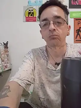 dinho carioca online show from November 30, 2025, 3:24 pm