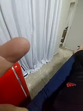 andrerj22 online show from September 26, 2025, 6:42 am