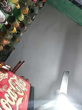 andrerj22 online show from October 3, 2025, 7:04 pm