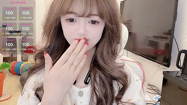 Snapshot of DDDDDoremi chatting on February 21, 2026, 2:19 pm DDDDDoremi online show from February 21, 2026, 2:19 pm