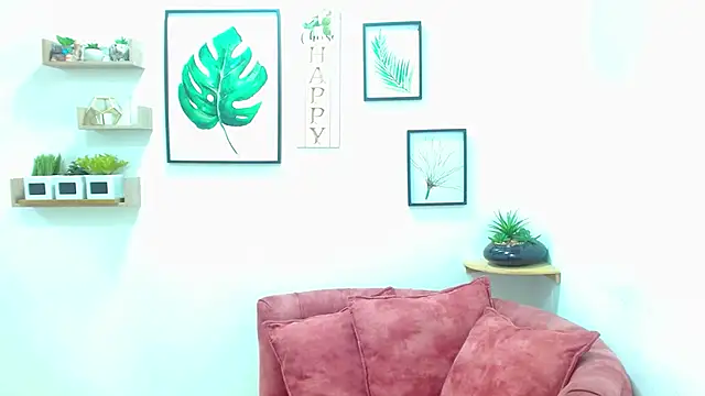 Snapshot of Aliciacute__ chatting on February 19, 2026, 7:11 pm Aliciacute online show from February 19, 2026, 7:11 pm