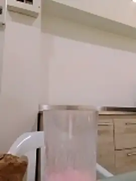 SadieFoster online show from October 24, 2025, 1:32 pm