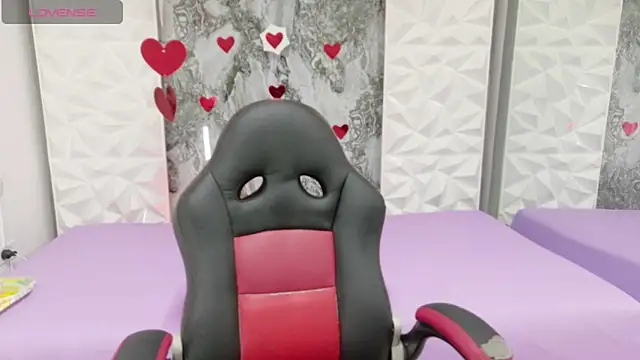 Snapshot of Lily__Rouse__ chatting on September 19, 2025, 2:10 pm Lily Rouse online show from September 19, 2025, 2:10 pm