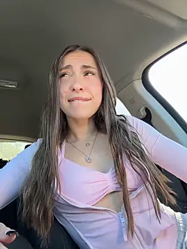 alicewonder 8 online show from April 4, 2026, 9:16 am