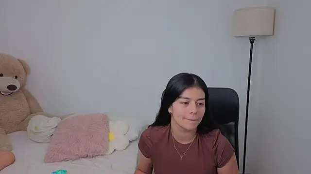 Snapshot of valerihouse chatting on October 3, 2025, 1:09 am valerihouse online show from October 3, 2025, 1:09 am