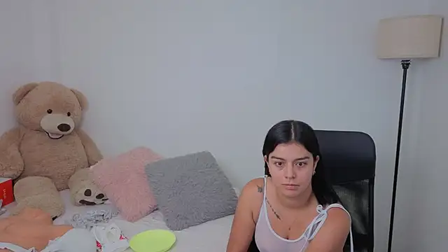 Snapshot of valerihouse chatting on September 23, 2025, 12:39 am valerihouse online show from September 23, 2025, 12:39 am