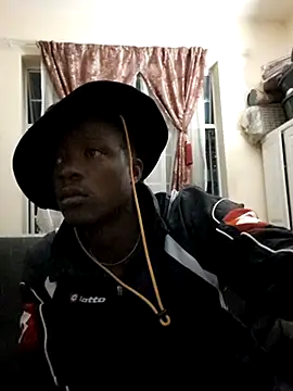 Snapshot of mojeemore chatting on October 25, 2025, 5:02 pm mojeemore online show from October 25, 2025, 5:02 pm