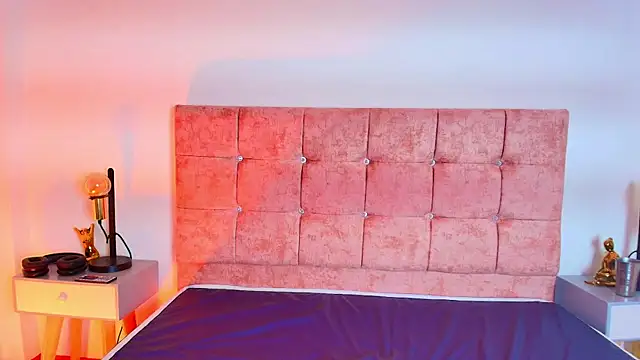 Snapshot of Ares_Alpha chatting on September 17, 2025, 12:18 pm Ares Alpha online show from September 17, 2025, 12:18 pm