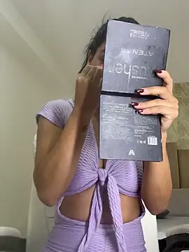 Scarlett 12 online show from March 15, 2026, 9:16 am