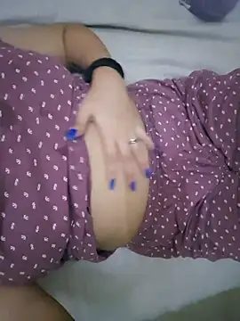 cherrydesuza69 online show from October 6, 2025, 1:56 pm