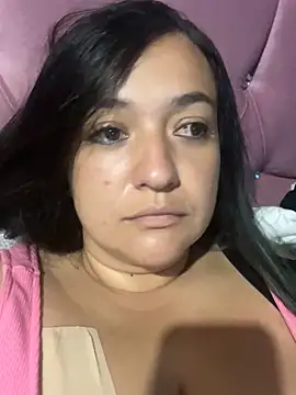 Snapshot of andrea-cohen chatting on November 12, 2025, 11:52 pm andrea-cohen online show from November 12, 2025, 11:52 pm