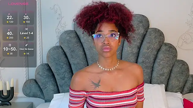 Snapshot of Charlotte-Novac chatting on September 15, 2025, 3:23 pm Charlotte-Novac online show from September 15, 2025, 3:23 pm