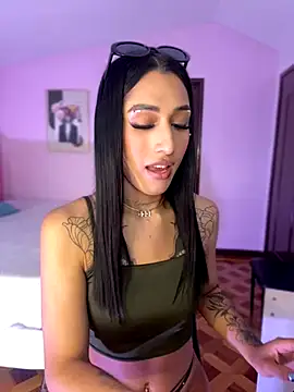 Snapshot of _Denisse444 chatting on October 1, 2025, 7:51 pm  Denisse444 online show from October 1, 2025, 7:51 pm